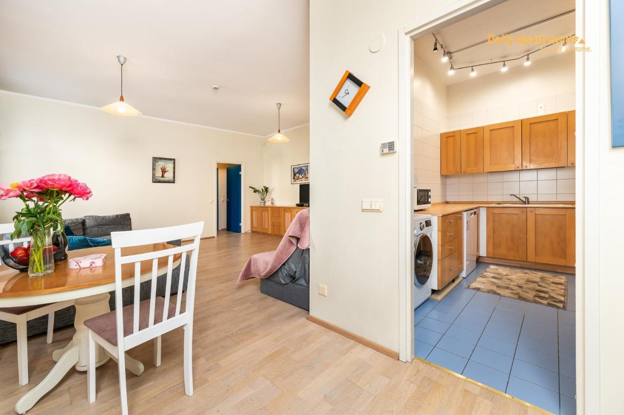 Daily Apartments - Apartment With Bath Tallinn Eksteriør billede